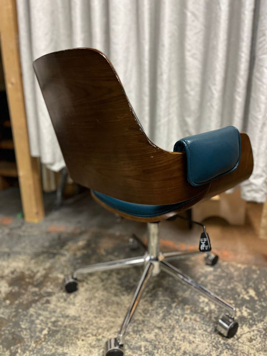 Modern Retro Office Chair