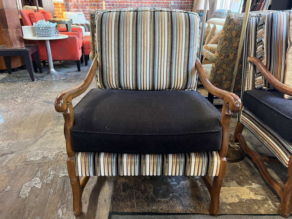 Oversize armchair
