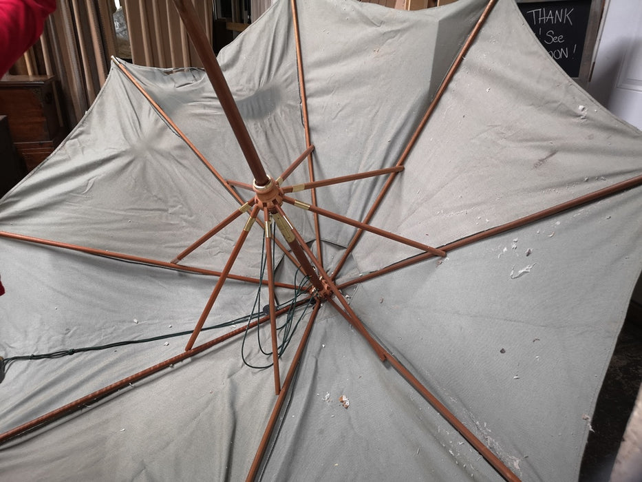 Outdoor Umbrella, no stands