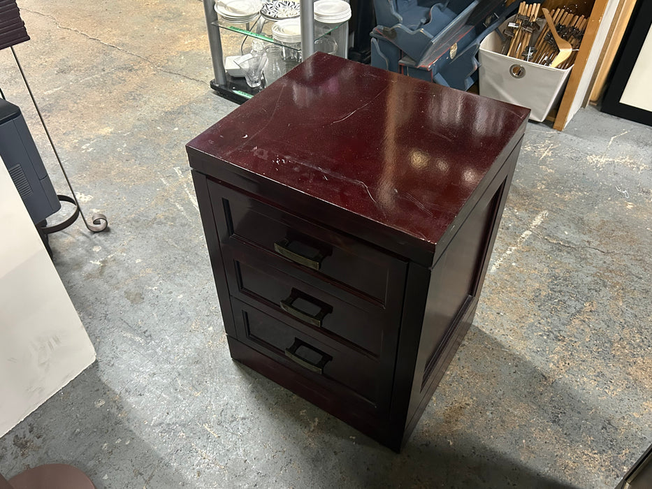 3 Drawer Mini Dresser