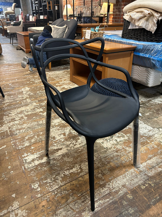 Black Outdoor Chairs
