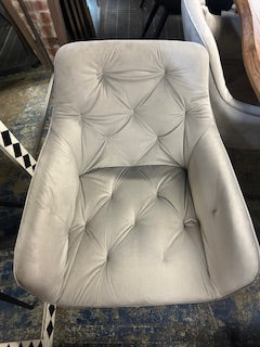 Tufted Dining Chair