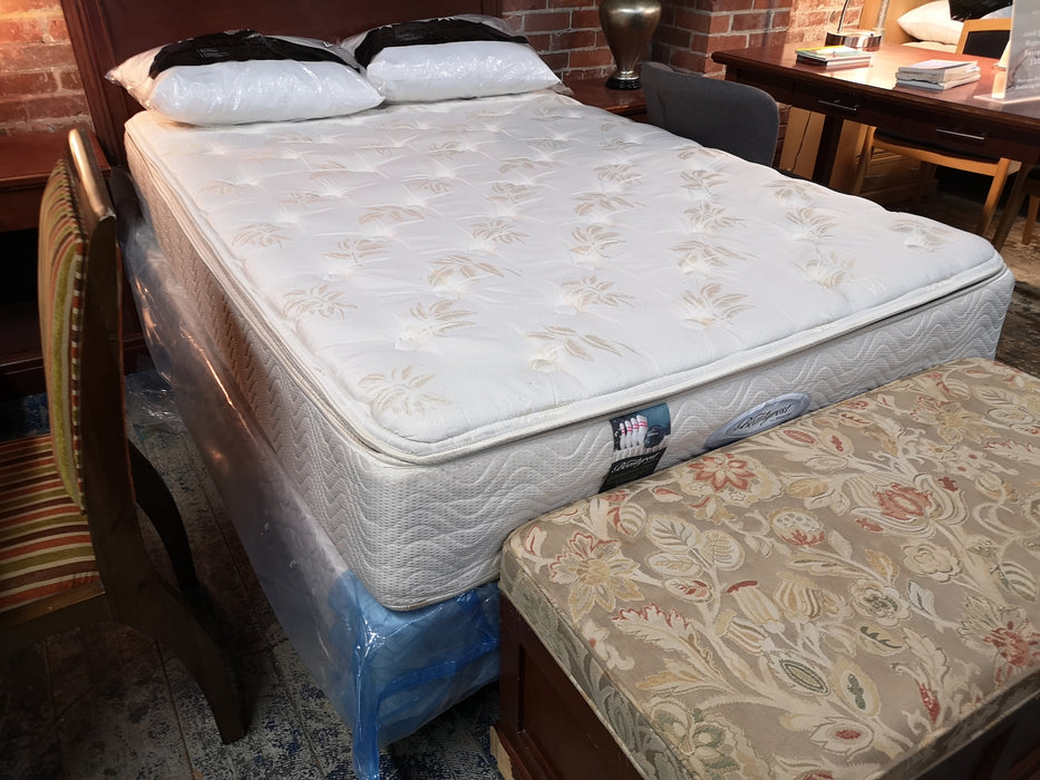 Queen Mattress Set Hotel Quality - Varying Styles and Rotating Stock
