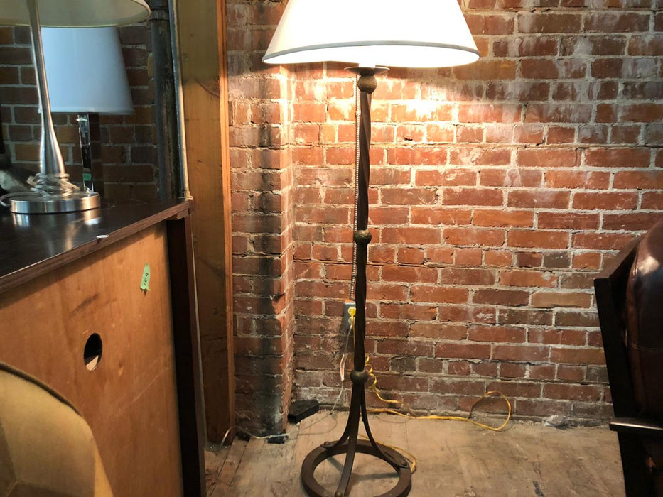 Iron Floor Lamp FSW